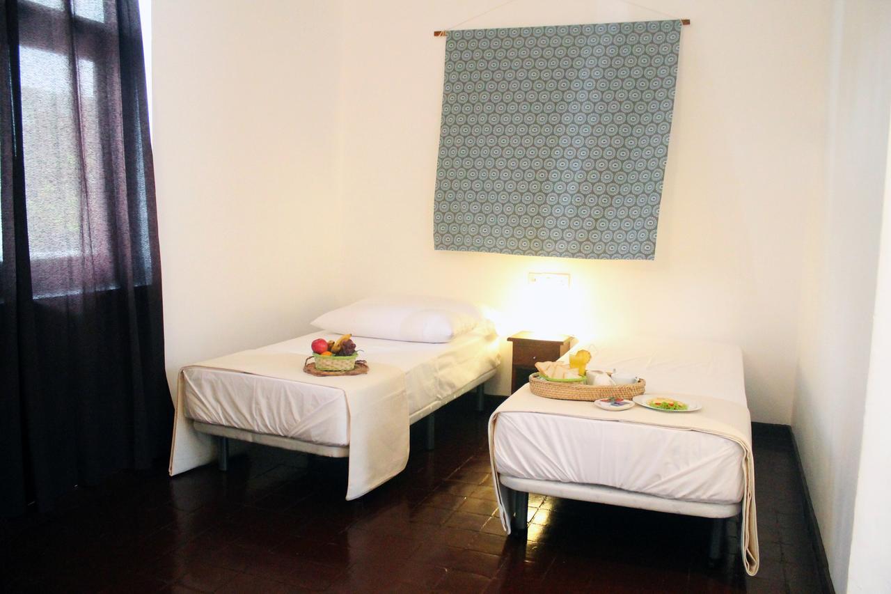 Coral Seas Beach Hikkaduwa Luaran gambar