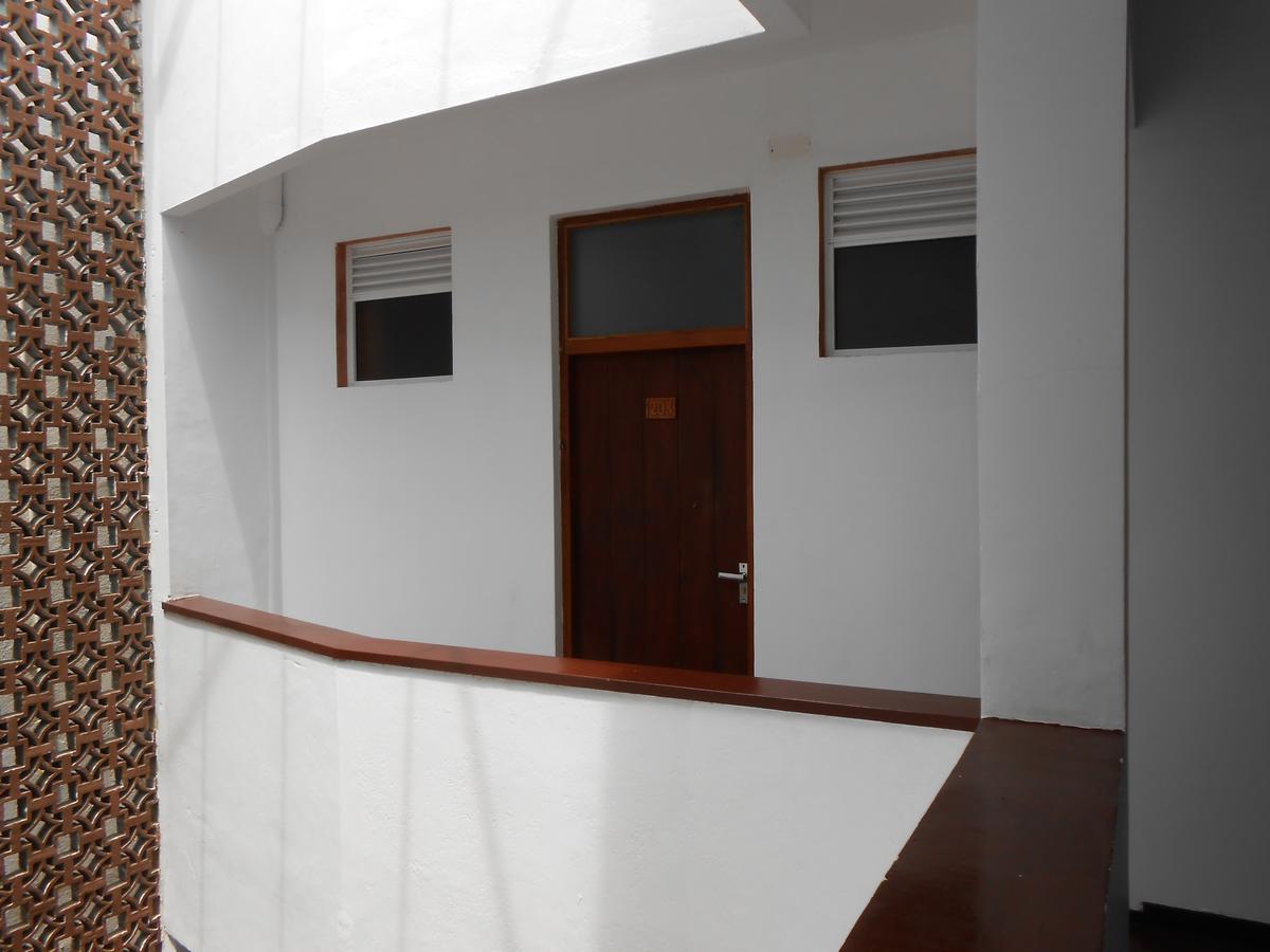 Coral Seas Beach Hikkaduwa Luaran gambar