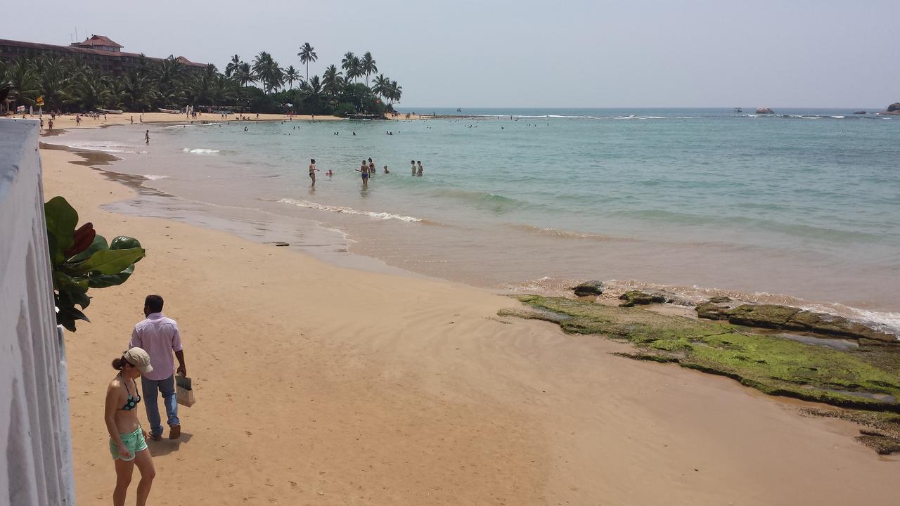 Coral Seas Beach Hikkaduwa Luaran gambar