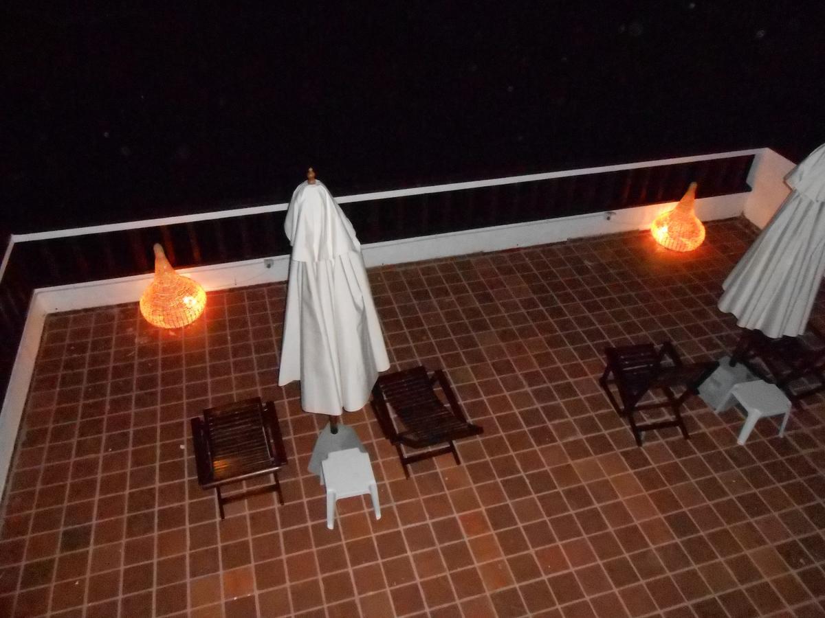 Coral Seas Beach Hikkaduwa Luaran gambar